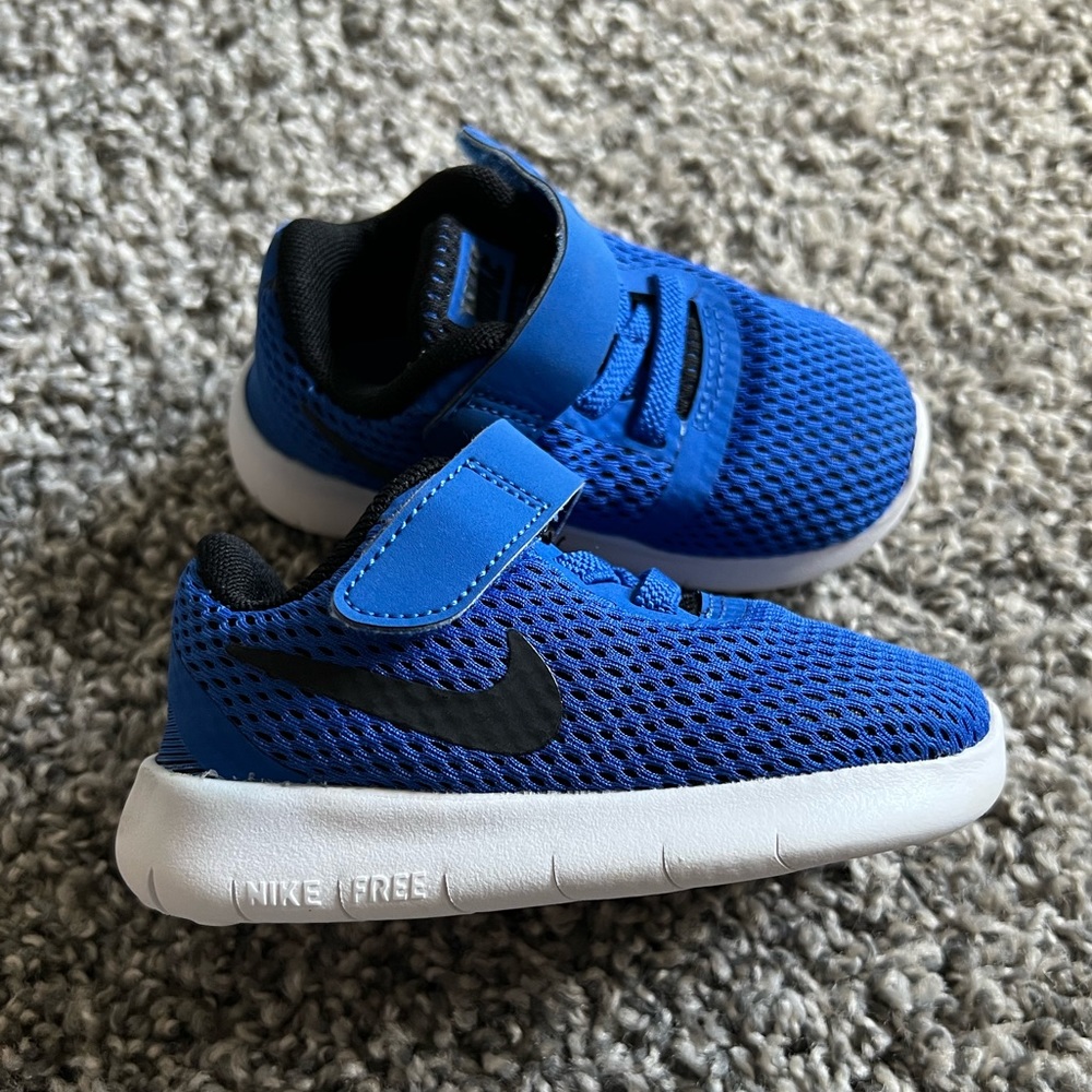 Nike - Like New - Toddler Shoe